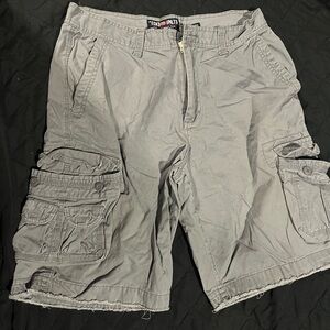 Ecko Unlimited Men's Gray Cargo Shorts